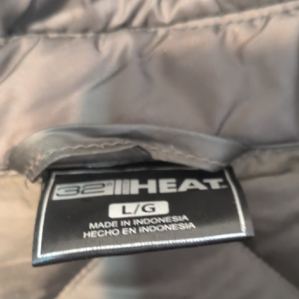 32 Degrees Quilted Button-Up Puffer Jacket - Charcoal Gray - Picture 3 of 4
